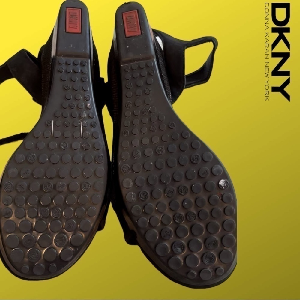Vintage DKNY sandals - Picture 8 of 10